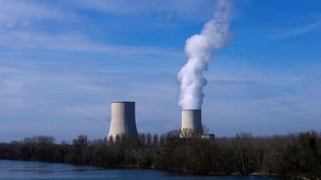 Nucléaire: entre simplification des procédures et exigences de sûreté
