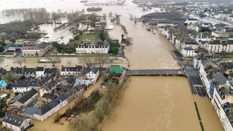 Changement climatique : des ONG et des citoyens attaquent l’Etat français pour le contraindre à agir plus fortement et rapidement