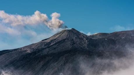 L’Etna, mère protectrice et grondeuse