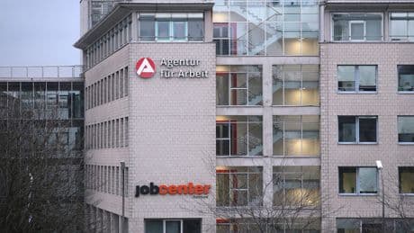 Neue Weisung beim Jobcenter - 5000 Euro Bürger-Geld für den Autokauf