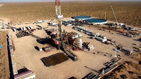 El gigante estadounidense de petróleo Crescent Energy comprará su par más pequeña Vital Energy por 2.645 millones