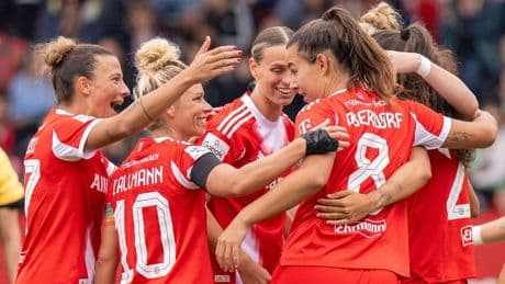 FC Bayern: Frauen siegen klar gegen Real – Oberdorf feiert Comeback