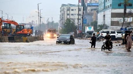 Pakistan'da sel felaketi! Yaklaşık 2 milyon kişiyi etkiledi