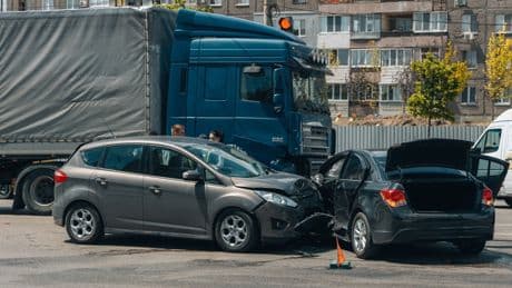 Her 3 günde 1 kişi hayatını kaybetti, kırmızı ışık can alıyor