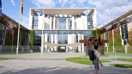 Mit Merz und Selenskyj - Ukraine-Gipfel auf „Geheim-Etage“ im Kanzleramt