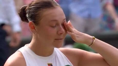 Amanda Anisimova breaks down in tears in emotional speech after historic Wimbledon loss