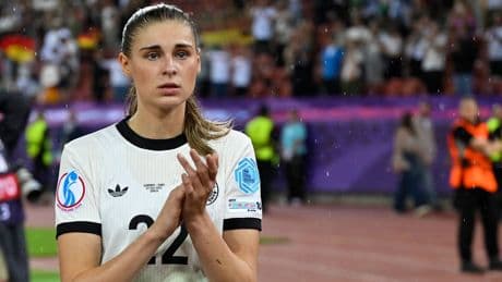 EM: DFB-Profis Jule Brand und Franziska Kett im Team des Turniers