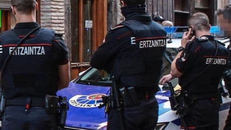 Detenido en Ermua por un robo con fuerza en un comercio