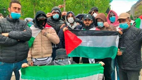 « Soit ils sont ignorants, soit ce sont des agents du régime… » : l'offensive de l'Iran en France