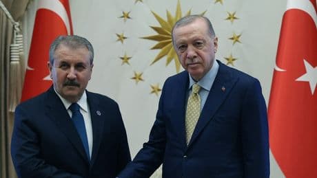Saray'da sürpriz ziyaret