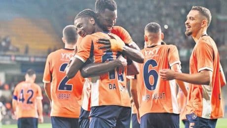 Başakşehir ezdi geçti
