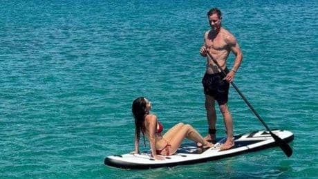 Ter Stegen descansa en Menorca con un futuro todavía incierto