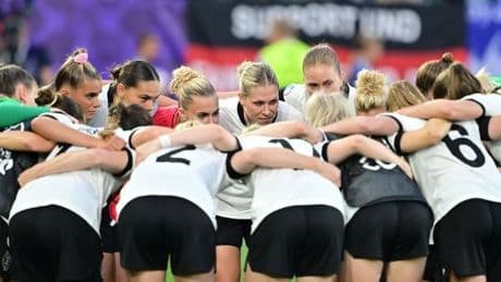 Live! Machen die DFB-Frauen heute das EM-Achtelfinale klar?