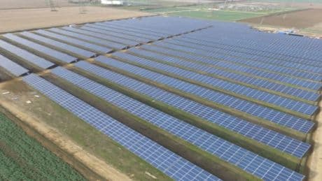 El embudo administrativo retrasa tecnologías que buscan eliminar la hipótesis que vincula el apagón a la energía fotovoltaica