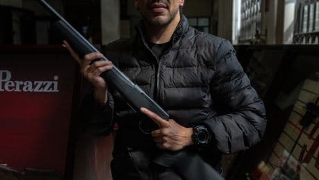 At Mexico’s 2 Legal Gun Shops, a Conflicted View of Firearms Is on Display