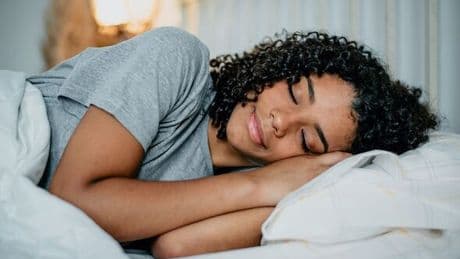 Death risk alert if you sleep too long as study shows two-hour golden window