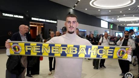 Fenerbahçe, Mimovic'i Pafos'a kiraladığını duyurdu
