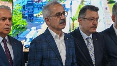 Bakan Uraloğlu sel felaketinin yaşandığı Trabzon'da: 'Çalışmalarımız devam ediyor'