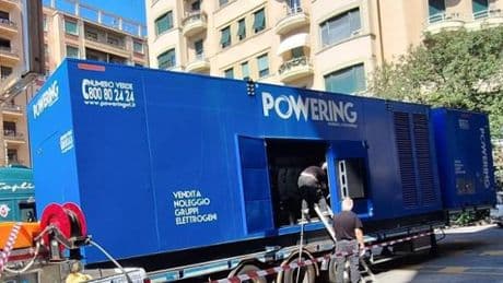 Blackout a Savona, la conta dei danni. Ascensori fermi, città al buio