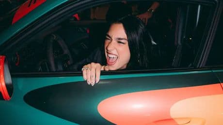 Dua Lipa verkoopt Porsche 911 GT3 RS en dit kost hij