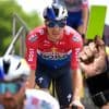 Wordt vandaag rood uitgedeeld? In Tour-peloton heerst onvrede over ‘goedkope’ gele kaarten