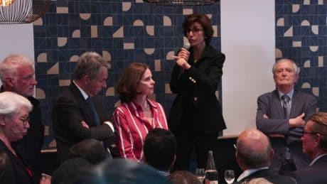 "Il a des ambitions nationales": Rachida Dati affirme que "Michel Barnier est instrumentalisé"