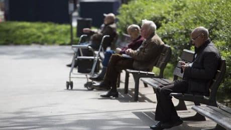 El economista Luis Garvía advierte sobre las pensiones: Antes se vivía hasta los 65, ahora la esperanza de vida es de 83