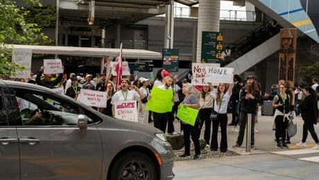 Flugverkehr: Gewerkschaft streikt weiter bei Air Canada – gegen den Willen der Regierung