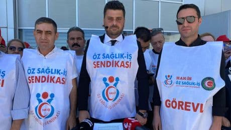 Hak-İş, hükümetin düşük zam dayatmasına karşı sadece Eskişehir'de eylem yaptı