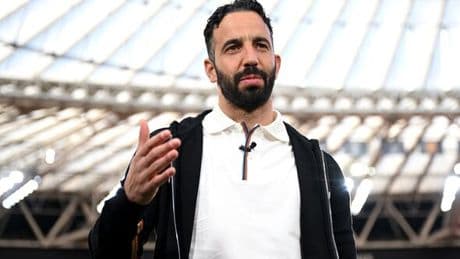 Man Utd 'agree four-year deal' as star rejects English and European clubs