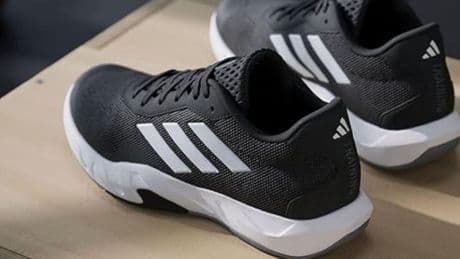 Zapatillas Adidas por menos de 40 euros por tiempo limitado. ¡Corre que vuelan!