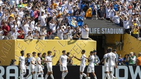 El Real Madrid vence al Borussia Dortmund con susto final y se mete en semifinales (3-2)