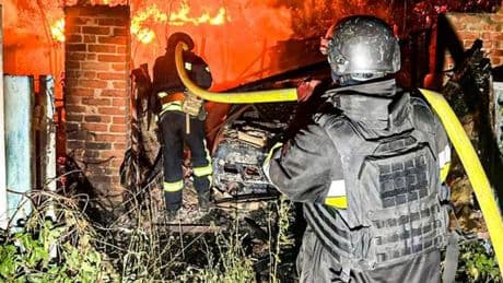 En direct, guerre en Ukraine : des attaques russes font trois morts dans les oblasts de Kharkiv et de Soumy ; Moscou annonce la reprise de deux villages dans celui de Donetsk
