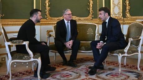 Emmanuel Macron, Keir Starmer et Volodymyr Zelensky attendus à Paris pour une réunion de la « coalition des volontaires »