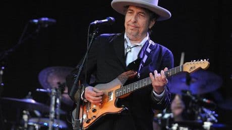 Bob Dylan fans spot 'rare' moment during live show and ask 'is this normal'