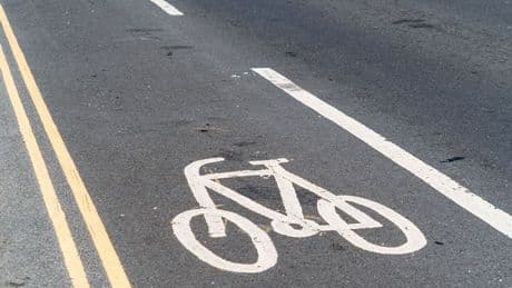 Drivers issued urgent Highway Code reminder to avoid £100 fine