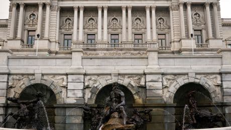 Lawmakers in Both Parties Resist Trump’s Attempt to Seize Control of Their Library