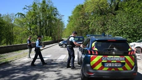 INFO BFMTV. Meurtre dans une mosquée du Gard: le suspect s'est rendu à la police en Italie