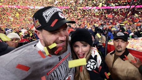 Taylor Swift, Travis Kelce engaged as pop star reveals 1st glimpse of ring