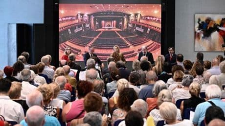 Teatro Carlo Felice, la stagione lirica parte con Mozart. Presentati i cartelloni lirico e sinfonico