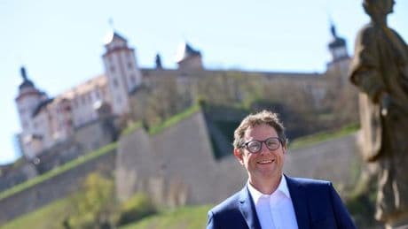 Grüner im 1. Durchgang vorn: Würzburger müssen neuen OB in Stichwahl bestimmen