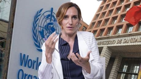 Mónica García receta opacidad: la ley del medicamento esconde la factura