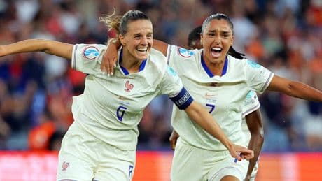 Euro féminin : la France renverse les Pays-Bas et assure sa qualification en quarts