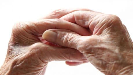 Parkinson-Risiko senken? Dieses Getränk reduziert es um 40 Prozent