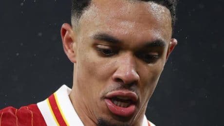 Una leyenda del Liverpool avisa de lo que le espera a Alexander-Arnold en Anfield