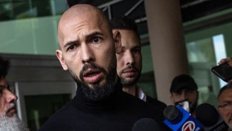 Royaume-Uni: l'influenceur masculiniste Andrew Tate accusé de viols et violences par quatre femmes