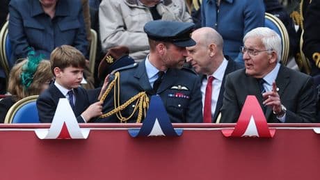 Große Militär-Parade in London - Prinz Louis sprengt das Protokoll