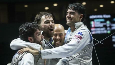 Mondiali di scherma, l'Italia del fioretto maschile conquista l'oro: battuti gli Stati Uniti 43-42. Cosa è successo