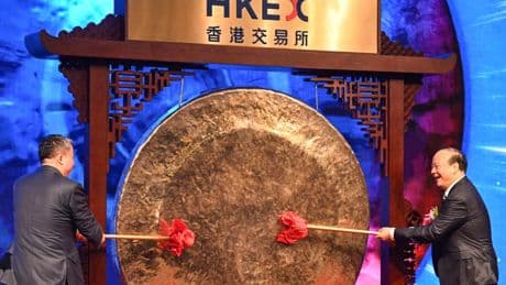 Chinese Battery Giant CATL Soars Almost 17% In Electric Hong Kong Debut