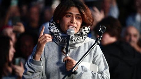 De retour à Paris, Rima Hassan annonce qu’un «prochain bateau est bientôt prêt à partir»
